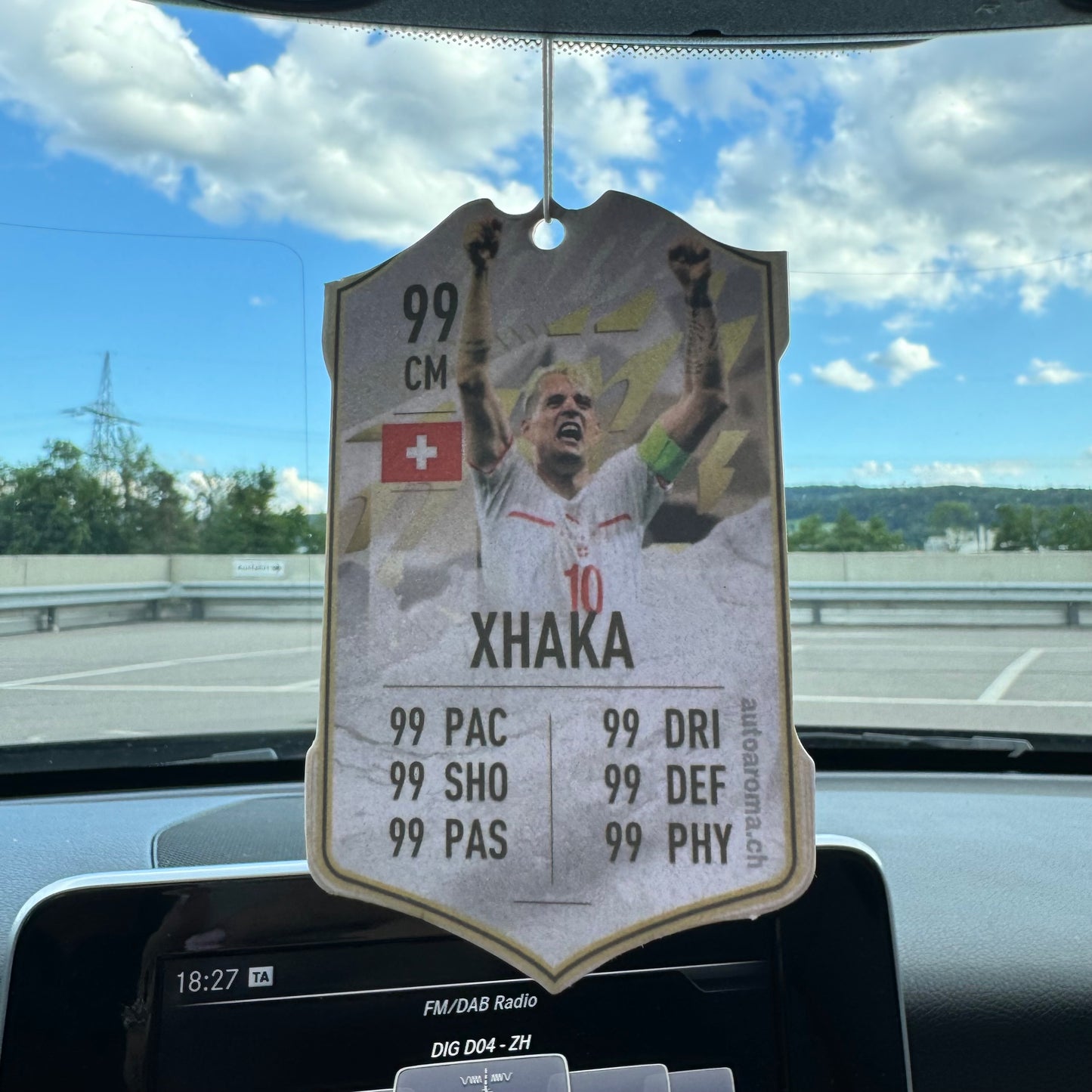 2x Granit Xhaka